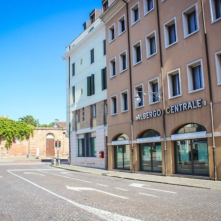 Hotel Centrale Este Exteriör bild